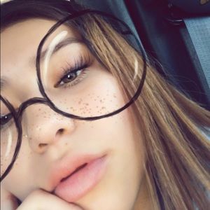 Meet your Posher, Maggie